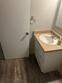 Building Photo - 220 W 6th Ave