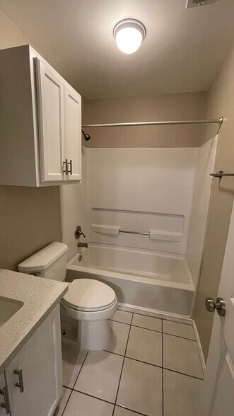 Building Photo - 3717 Joby St
