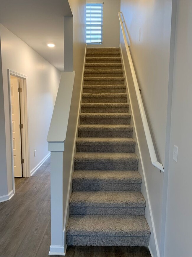 Building Photo - PRELEASING NOW!!- Three Bedroom | Two and a Half Bathroom Home in Cullman