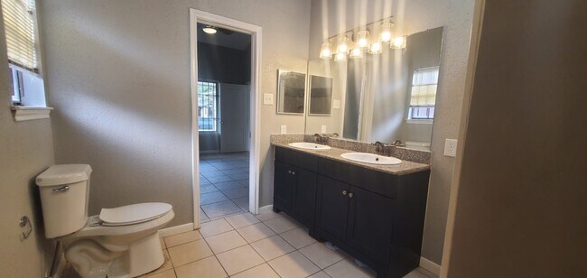 Building Photo - 11315 Lands End Cir