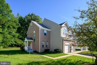 Building Photo - 6035 Grenfell Loop