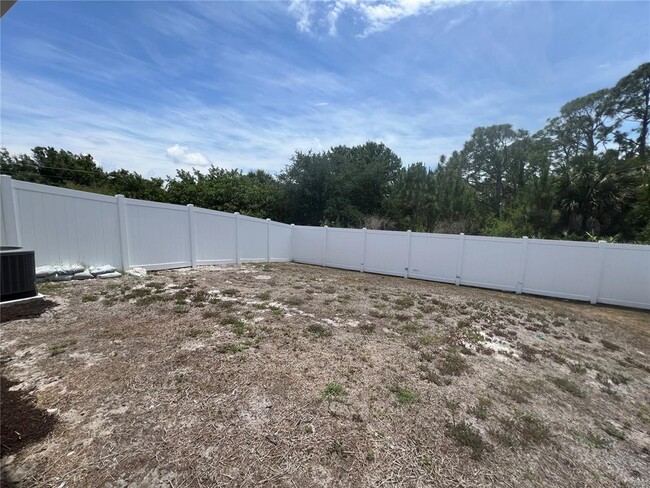 Building Photo - 12073 Henley Ave