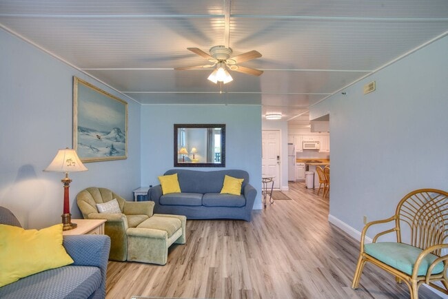 Building Photo - Winter Rental – Ocean View Condo | 2 Bed, 2 Bath – Fully Furnished | Utilities Included