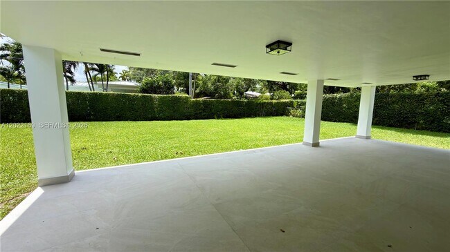 Building Photo - 7700 SW 52nd Ct
