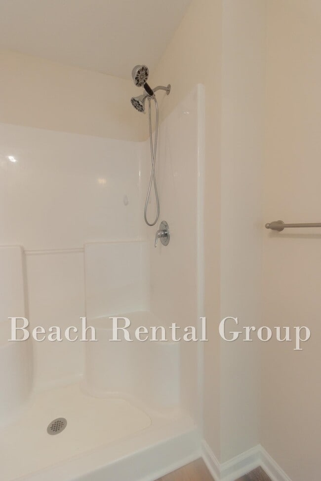 Building Photo - 1501 Leatherman Rd