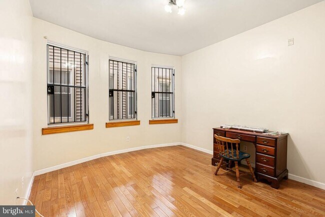 Building Photo - 1235 W Allegheny Ave