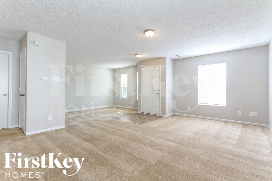 Building Photo - 14356 Black Farm Dr