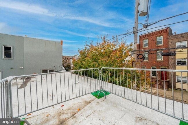 Building Photo - 1183 S 13th St