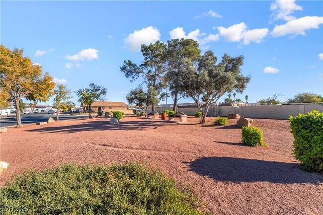 Building Photo - 4790 Fuentes Way