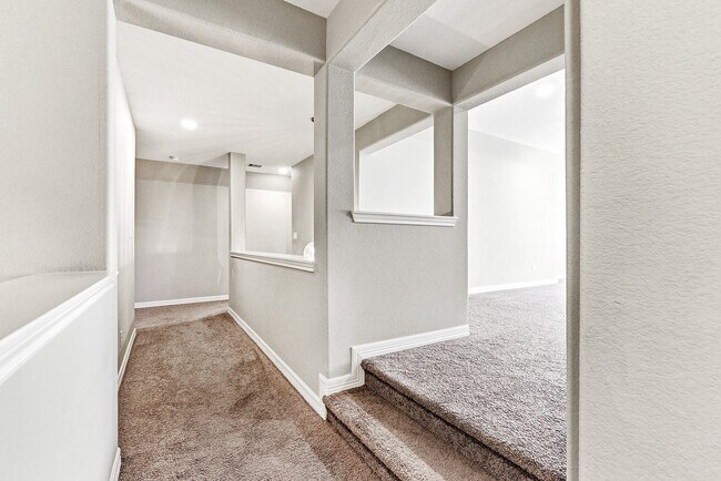Building Photo - 29114 Weldons Forest Ct