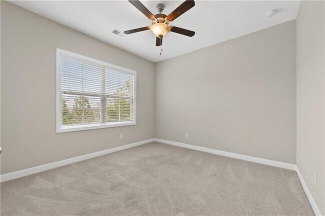 Building Photo - 4832 Miller Ridge Blvd