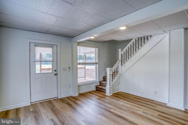 Building Photo - 35617 Airport Rd