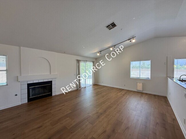 Building Photo - 40333 Argyle Ln