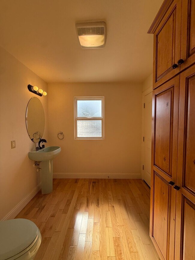 Building Photo - Beautiful Orcutt Custom Home in Solomon Estates on Approx One Acre