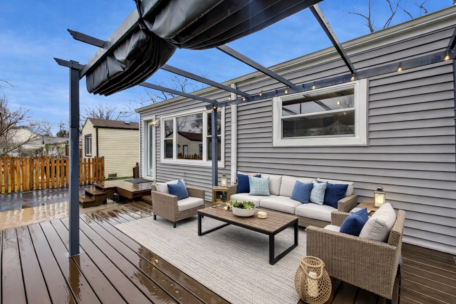 Building Photo - 306 N Schubert St