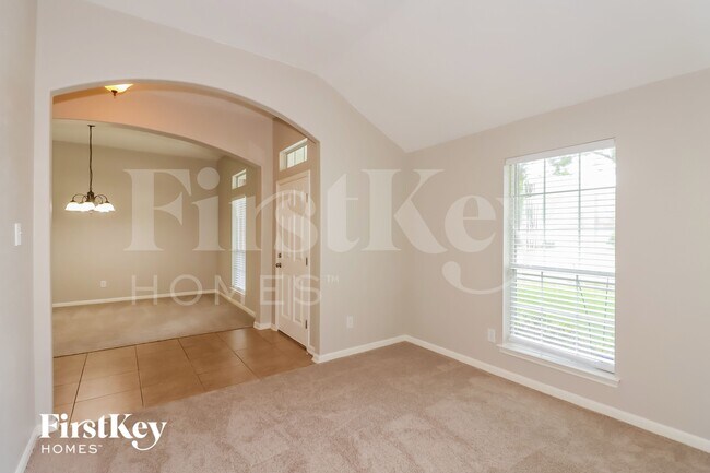 Building Photo - 8807 Rocky Knoll Ln