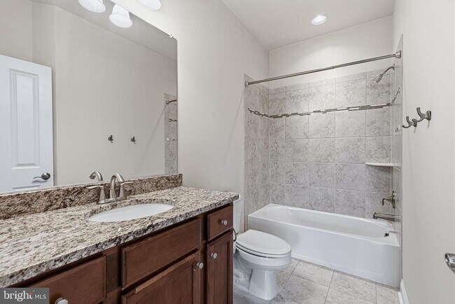 Building Photo - 1751 Tysons Crest Ln