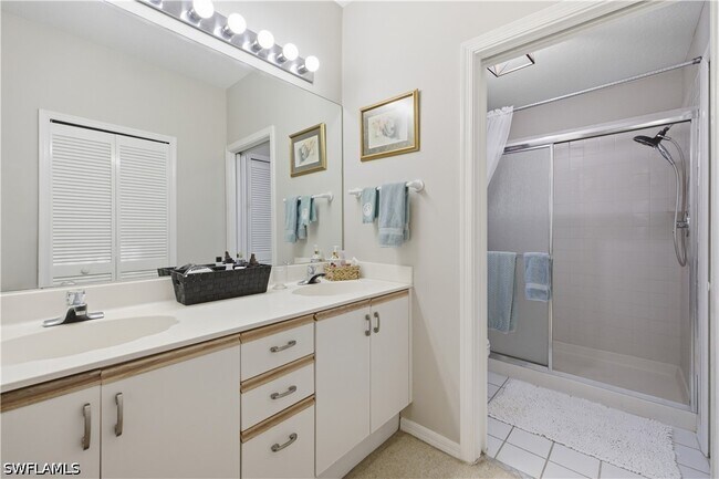 Building Photo - 7054 Barrington Cir