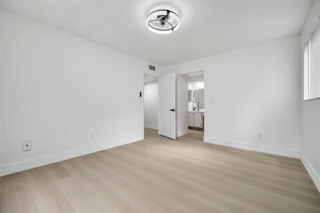 Building Photo - 9514 N Belfort Cir