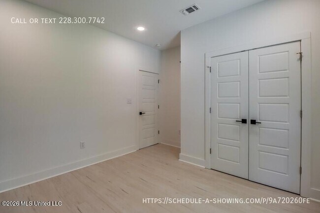 Building Photo - 13770 Wildflower Ln