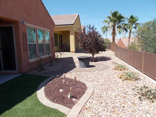 Building Photo - 790 Country Grove Ln