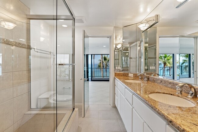 Building Photo - Discover a Coastal Sanctuary at Laguna Royale, Laguna Beach. Comes with 2 Parking Spaces!