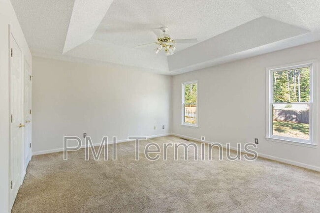 Building Photo - 76 Winward Way SE