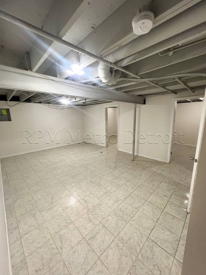 Building Photo - 4048 Heatherwood Ct