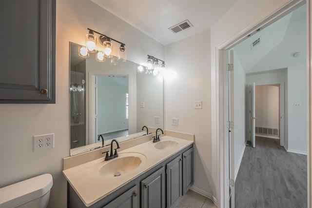 Building Photo - 3031 Lela St