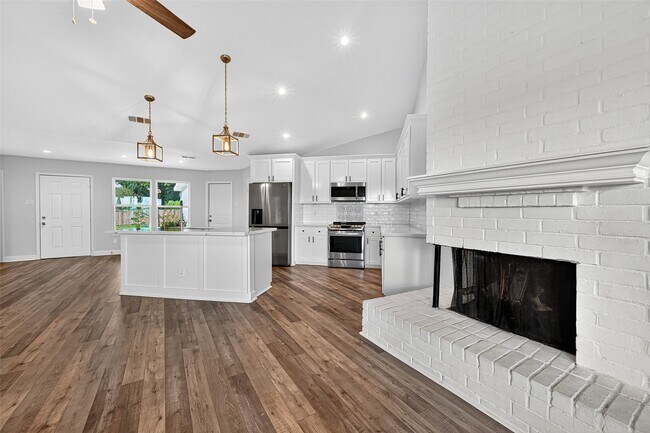 Building Photo - 1114 Briarmead Dr