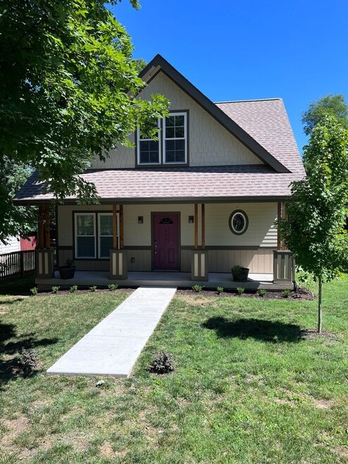 Building Photo - 420 Veritas St