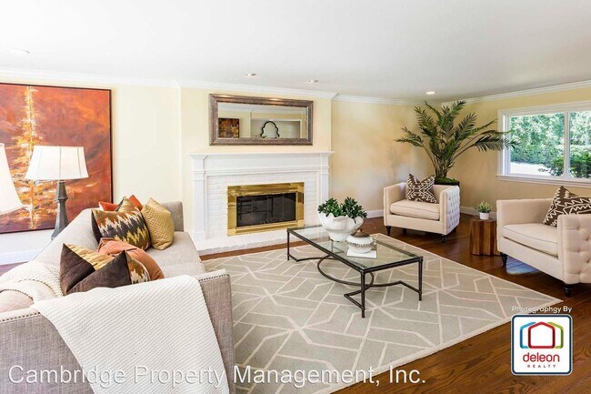Building Photo - 5 br, 2.5 bath House - 2275 Tioga Drive