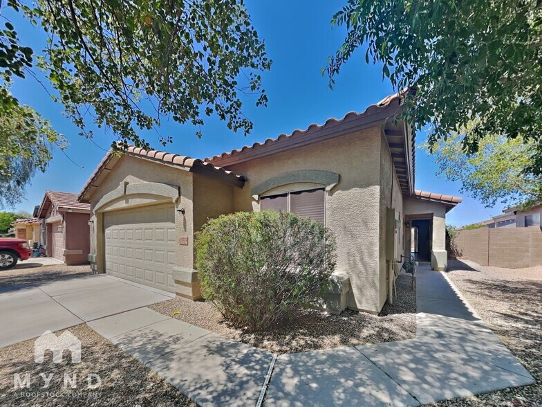 Building Photo - 43722 Bedford Dr