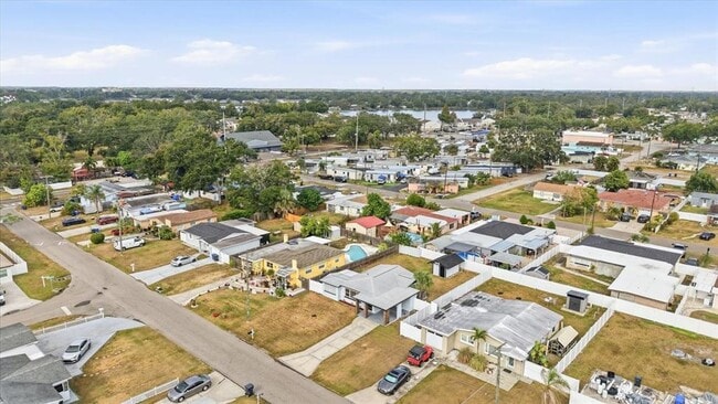 Building Photo - 2521 W Minnehaha St