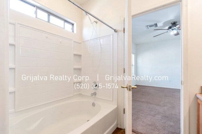 Building Photo - Lovely 3 Bedroom, 2 Bath Home in Gladden F...