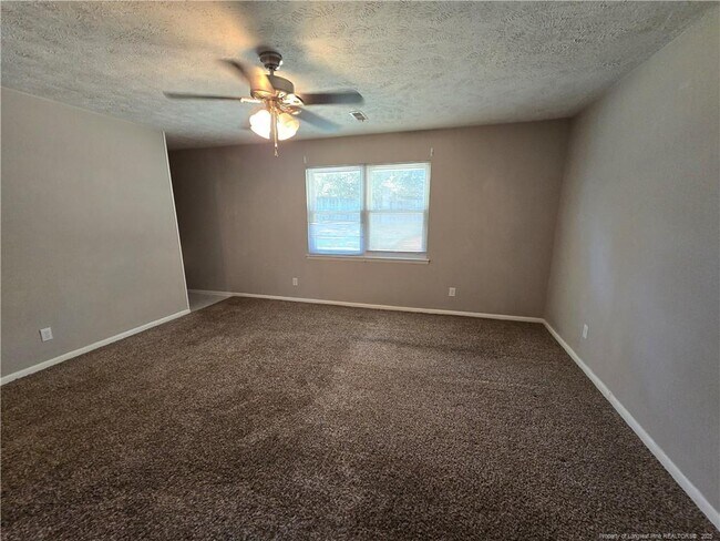 Building Photo - 6911 Wickersham Rd