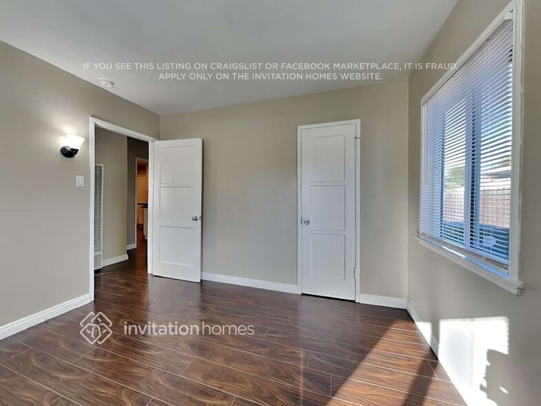 Building Photo - 2229 Wesleygrove Ave