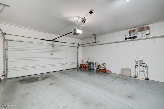 Building Photo - 7129 Weavers Pl