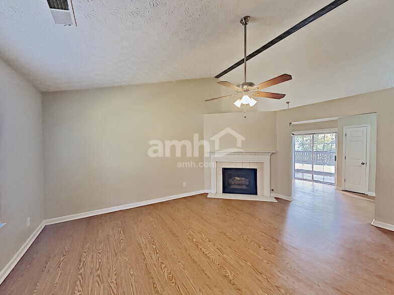 Building Photo - 4046 River Rock Way