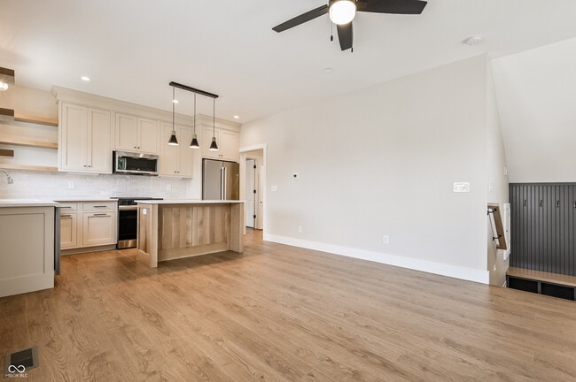 Building Photo - 1330 Fletcher Ave