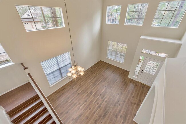 Building Photo - 27 Bethany Bend Dr