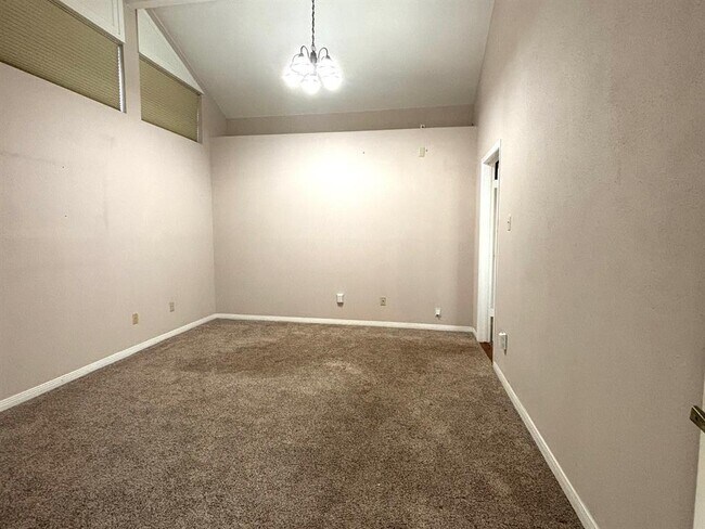 Building Photo - 3243 E Rangecrest Pl