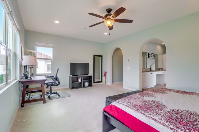 Building Photo - 3637 Alander Ct