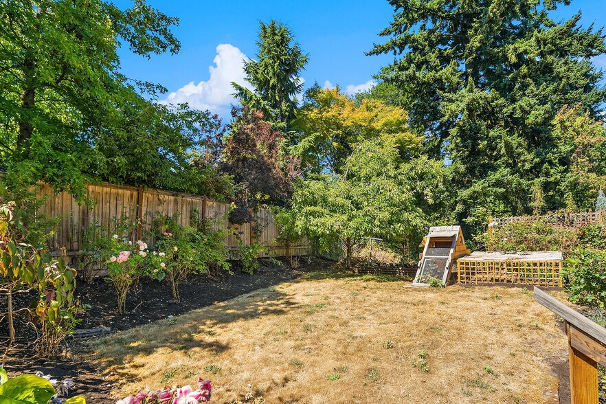 Building Photo - 9219 8th Ave NW