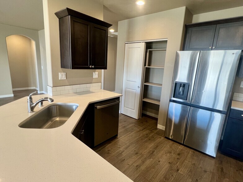 Building Photo - 2395 Chelan St