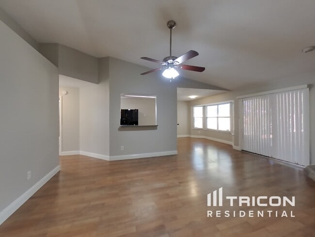 Building Photo - 4181 Davie Ct