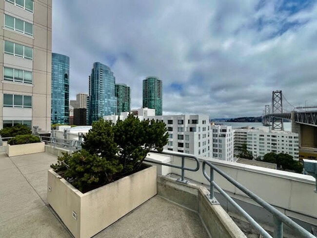 Building Photo - Perfect Blend of Elegance & Comfort at the...