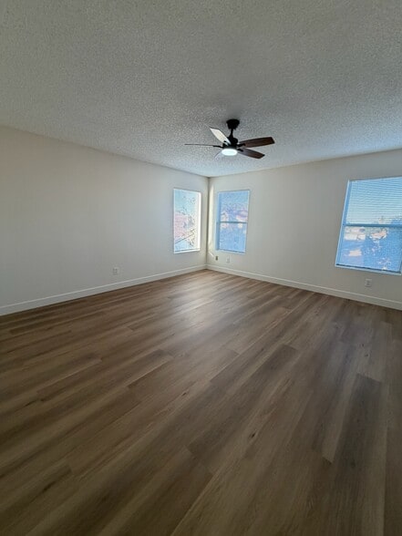 Building Photo - 3380 Stacey Lyn Dr