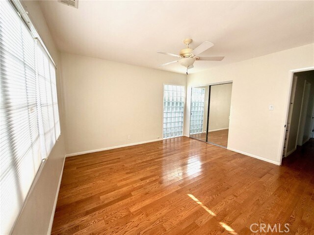 Building Photo - 11559 Blix St