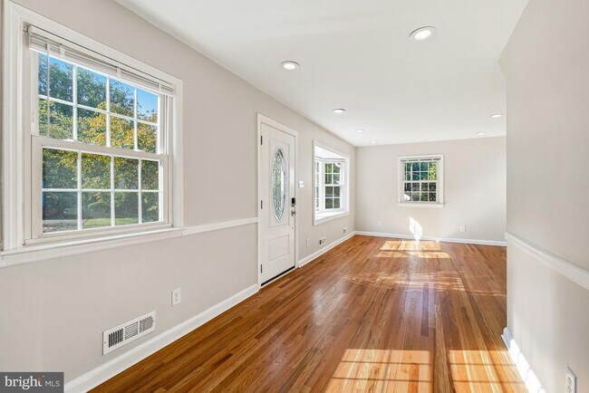 Building Photo - 4107 Mitscher Ct